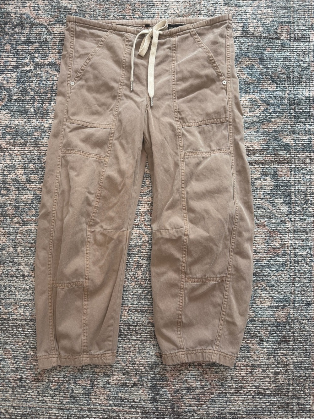 Blank NYC Cropped Barrel Leg Pants | XS | Taupe Tan Utility Joggers